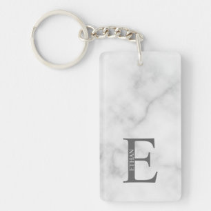 Llavero personalizado con monograma y nombre