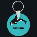 Llavero Personalizado de orcas asesinas ballenas azul Verd<br><div class="desc">Crea un pequeño regalo personalizado o un favor de fiesta para cualquiera que ame las ballenas y otros animales del océano. Este llavero presenta un ilustracion de una orca o una ballena asesina en blanco y negro sobre un fondo azul verde azulado brillante y está listo para ser personalizado con...</div>