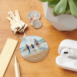 Llavero Personalizado Foto y cadena de texto - Su familia<br><div class="desc">Foto y texto personalizado - Único su propio diseño - Familia personalizada / Amigos o regalo personal - Añadir su texto y foto - Redimensionar y mover elementos con la herramienta de personalización !</div>