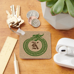 Llavero Personalizado Monograma Celtic Style Ouroboros Key