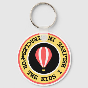 Llavero Personalizado niño milagro red nombre rojo amarill