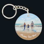 Llavero Personalizado tu regalo de cadena fotográfica con<br><div class="desc">Personalizado Fotografías y cadenas de texto - Única tu propio diseño - Familia personalizada / Amigos o regalo personal de cadena de claves - Añadir tu texto y foto - Redimensionar y mover elementos con la herramienta Personalización ! Elija fuente / tamaño /color ! Buena suerte - Estar contentos :)...</div>