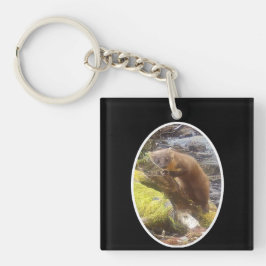 Llavero Pine Marten en Log