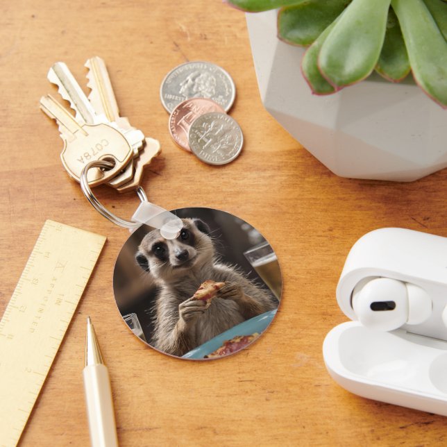 Llavero "Pizza y pinturas: Una escapada perfecta para toma (Escritorio )