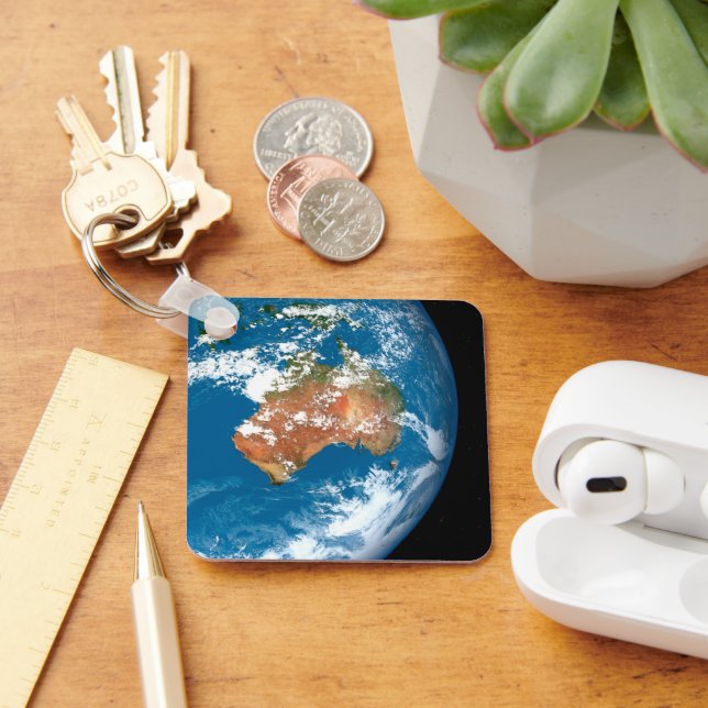 Llavero Planeta Tierra Mostrando Nubes Sobre Australia. (Escritorio )