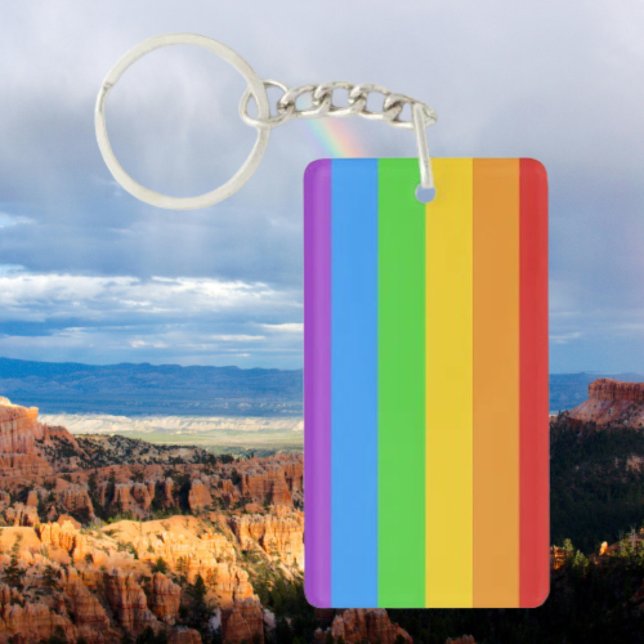 Llavero PrideSpark: Orgullo Arcoíris (Subido por el creador)