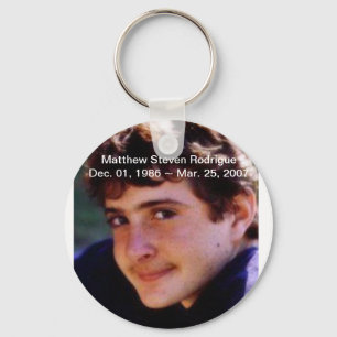 Llavero QEPD Matthew Stephen Rodrigue
