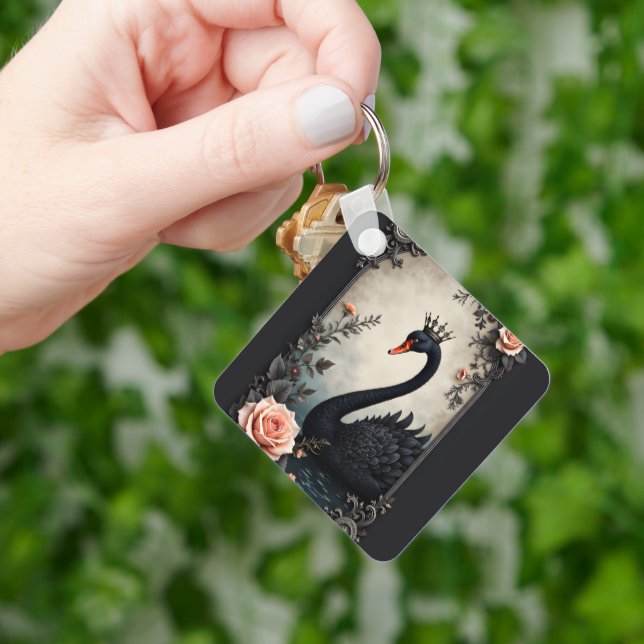 Llavero Rare as a black swan, timeless as true love.  (Mano)