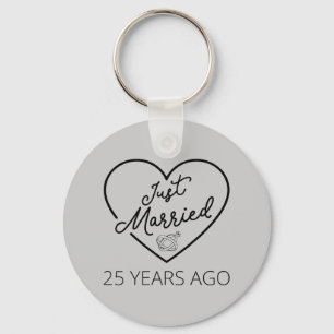 Llavero Recién Casados Hace 25 Años III