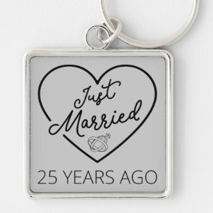 Llavero Recién Casados Hace 25 Años III
