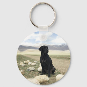 Llavero Recuperador de Labrador Negro personalizable