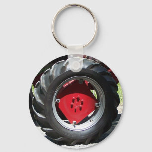 Llavero red tractor wheel