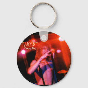 Llavero ROJO vivo w "NCW " del mac de Kenny del