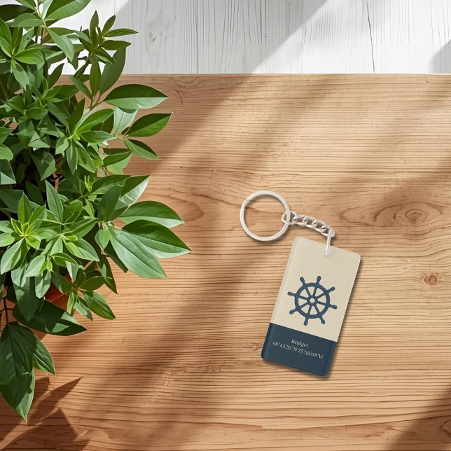 Llavero rueda de barco azul marino con nombre y coordenada (Subido por el creador)
