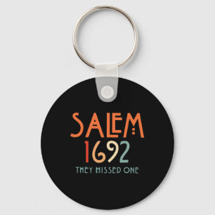 Llavero Salem 1692 Se Perdieron Uno - Salem Witch 1692 Hal