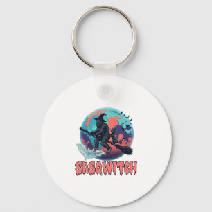 Llavero Sasqwitch Bigfoot Bruja Escoba Gato Negro Luna Hal