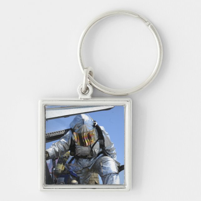 Llavero Se realiza un simulacro de rescate en la cabina de (Frente)