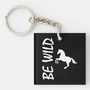 Llavero Sé Salvaje – Fuerte Diseño Decorativo de Caballo