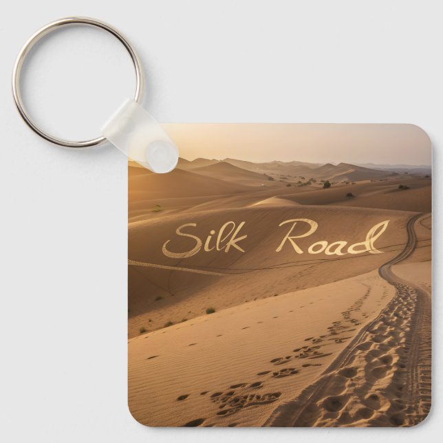 Llavero Silk Road Desert Landscape Typography Art (Anverso)