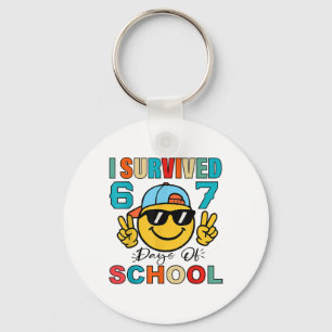 Llavero Sobreviví 67 Días De Escuela Divertido 67 Meme Est