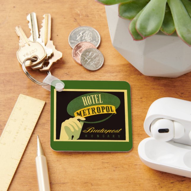 Llavero Sombrero de botones de Budapest Hungría Viajes Vin (Escritorio )