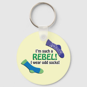 Llavero ¡Soy tal rebelde, yo llevo calcetines impares!