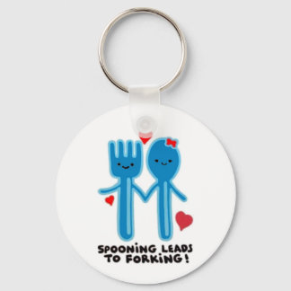 LLAVERO SPOONING LEADS TO FORKING