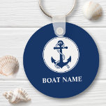 Llavero Su nombre de barco Anchor y Azul de la Marina Rota<br><div class="desc">Una cadena de claves con temática náutica personalizada con el nombre de tu barco, el apellido u otro texto deseado. Este diseño único presenta un emblema de ancla de barco hecho en personalizado con cuerda en azul marino clásico y acentuado en un círculo blanco de moda todo sobre un fondo...</div>
