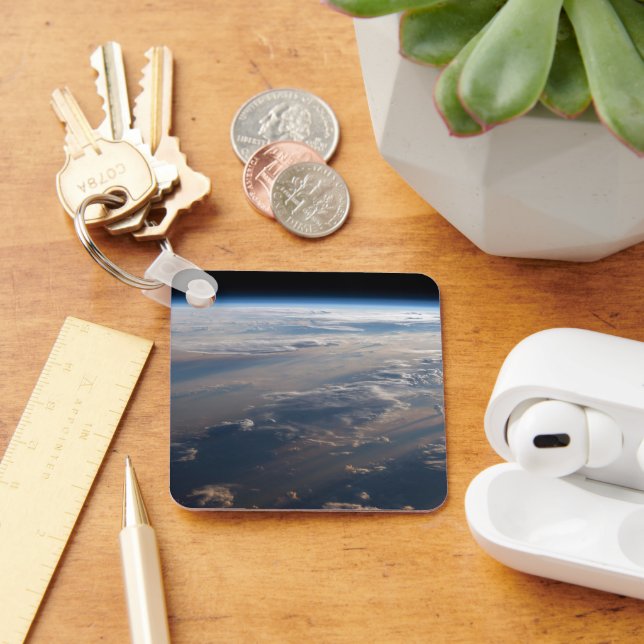 Llavero Sunrise arroja largas sombras sobre el mar de Fili (Escritorio )