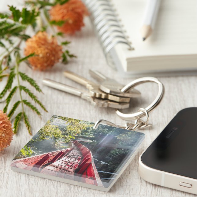 Llavero Sunshine en Termas Geometría, Conaripe, Chile (Frente Derecha)