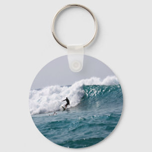 Llavero Surfista en ola gigante hawaiana