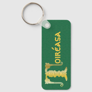 Llavero T de capital decorativo de nudo céltico rectangula