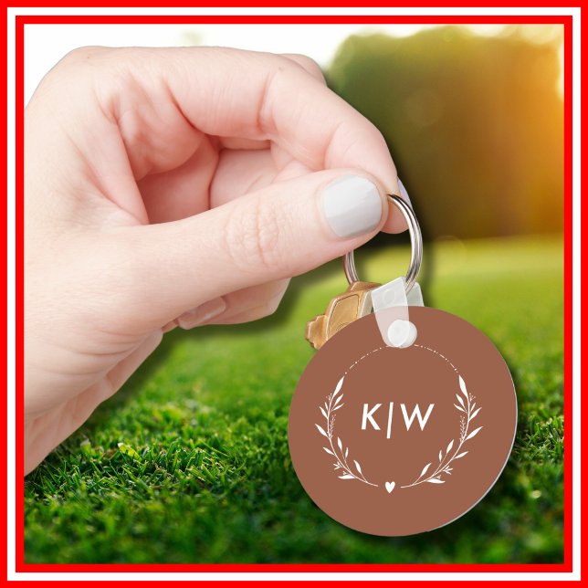 Llavero Terracota y blanco | Monograma de Iniciales Modern (Terracotta and White | Modern Initials Monogram Keychain)