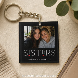 Llavero Tipografía de corazón de hermanas Foto negra