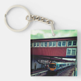 Llavero Tren bajo el puente