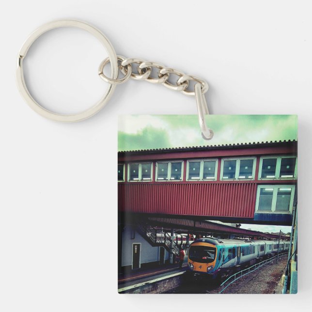 Llavero Tren bajo el puente (Frente)