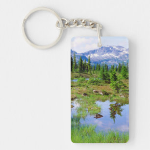 Llavero Tren en el interior de la isla de Vancouver