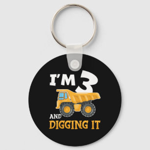 Llavero Tres años, tercer cumpleaños, niño de construcción