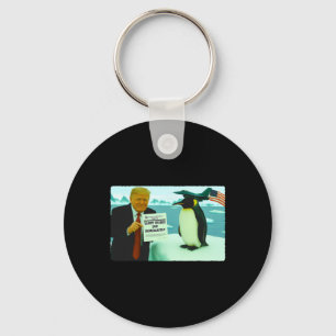Llavero Trump impone arancel a la política irónica del pin