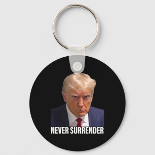 Llavero Trump Mugshot nunca rinde homenaje a hombres mujer