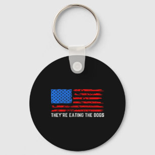 Llavero Trump Se están comiendo a los perros