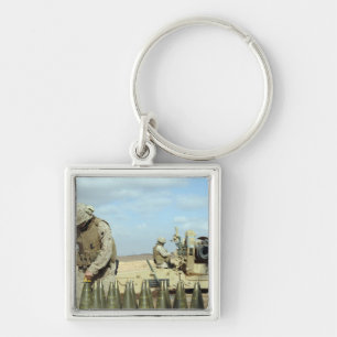 Llavero Un infante de marina de los E.E.U.U. prepara