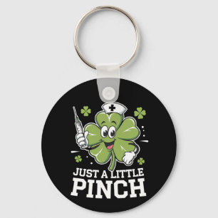 Llavero Un pequeño enfermero en el día de San Patricio