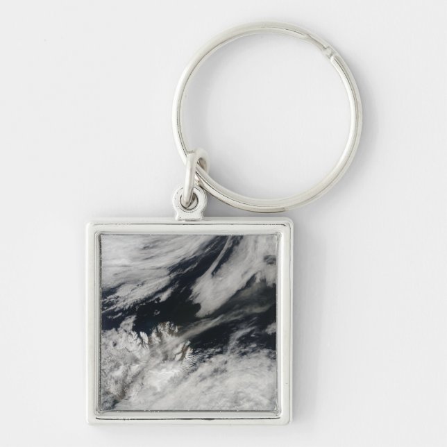 Llavero Una columna de ceniza gris pálida sopla desde la c (Frente)