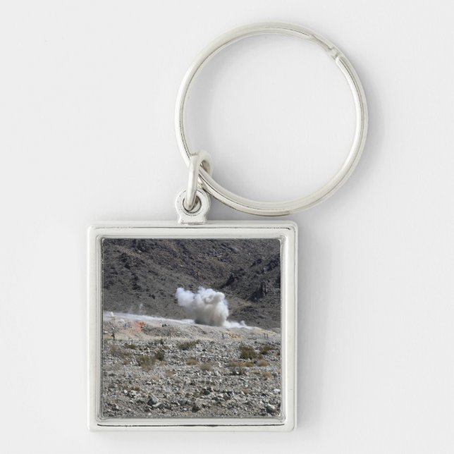 Llavero Una ronda de un lanzamisiles pequeño AT-4 (Frente)