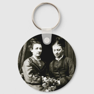 Llavero Victorian Girlfriend