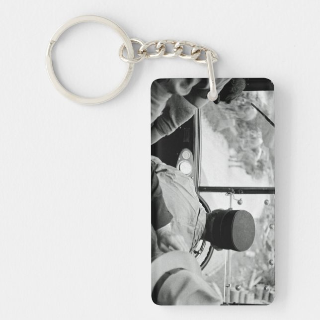 Llavero Vista a través de la ventana francesa de bus 1939  (Frente)