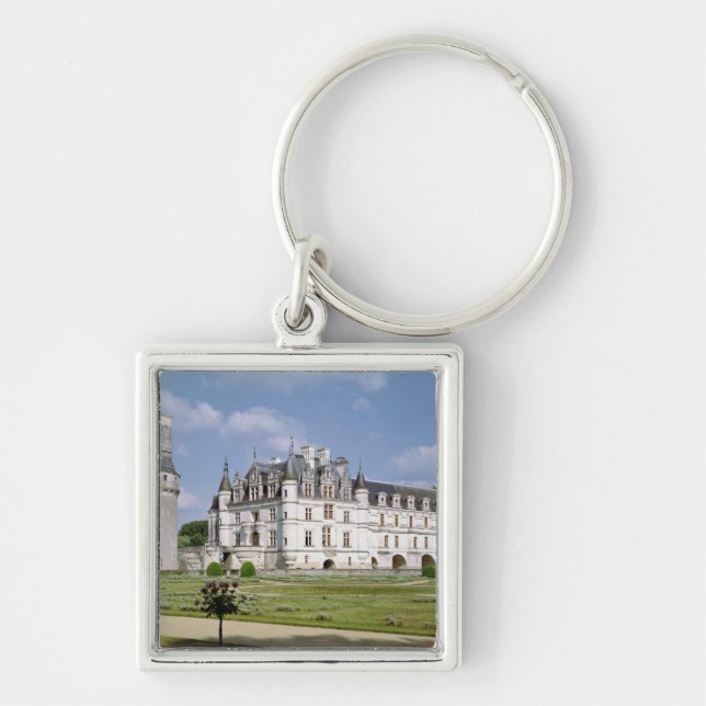 Llavero Vista exterior de la torre del homenaje (Frente)