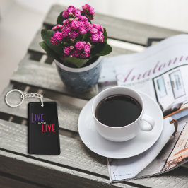 Llavero Vive y deja vivir el proverbio negro