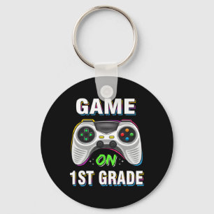 Llavero Vuelta Al Juego Escolar En 1er Grado Niño Divertid